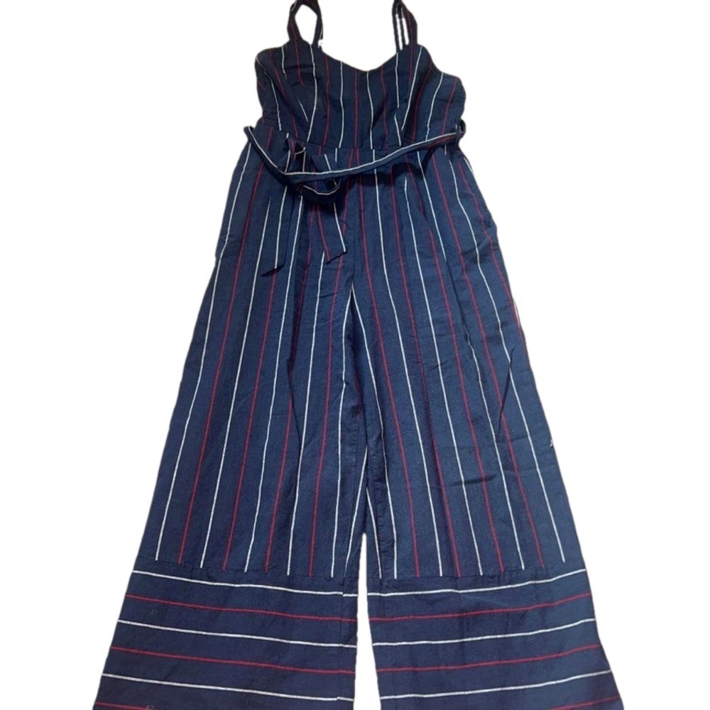 Universal Threads Red, White and Blue Cropped Pant Romper Size Medium - Picture 2 of 4